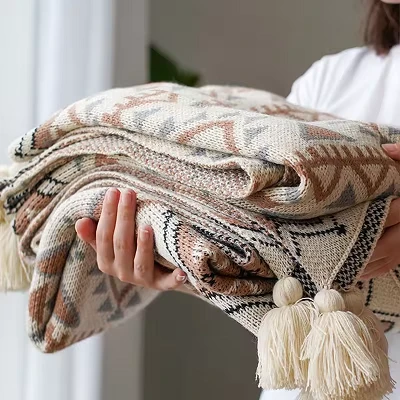 Tassel Bogemiy suratlar